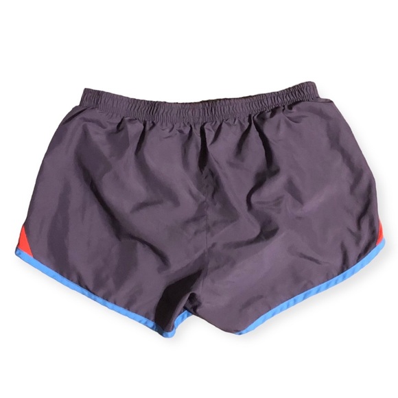 NIKE Dri-FIT Purple 5K Lined Tempo Running Athletic Shorts Women's Size M - Picture 2 of 4